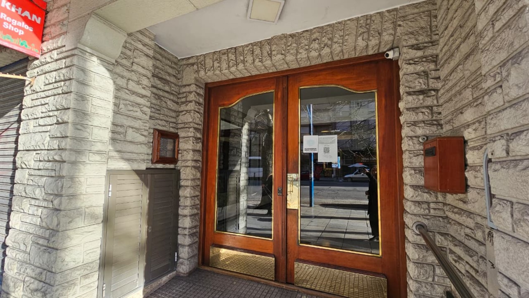 Venta departamento un ambiente Plaza Colon