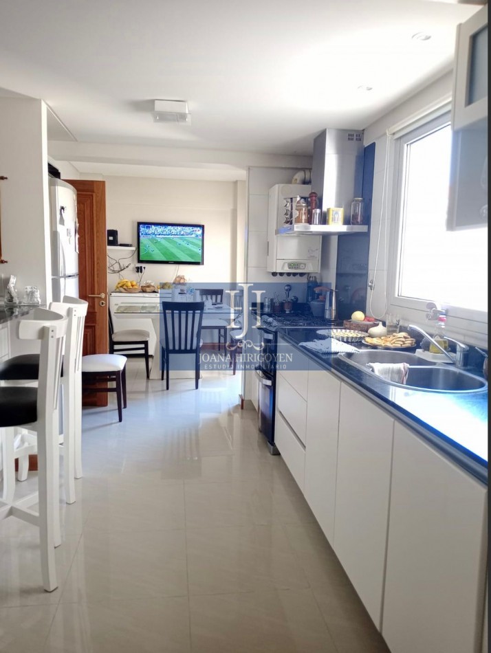 ESPECTACULAR DEPARTAMENTO EN LA PERLA