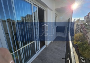 VENTA DOS AMBIENTES AL FRENTE CON BALCON Y PARRILLA PLAZA COLON